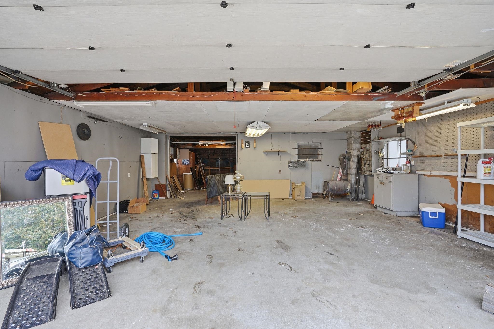 2520 N Bradley Rd - Photo 21