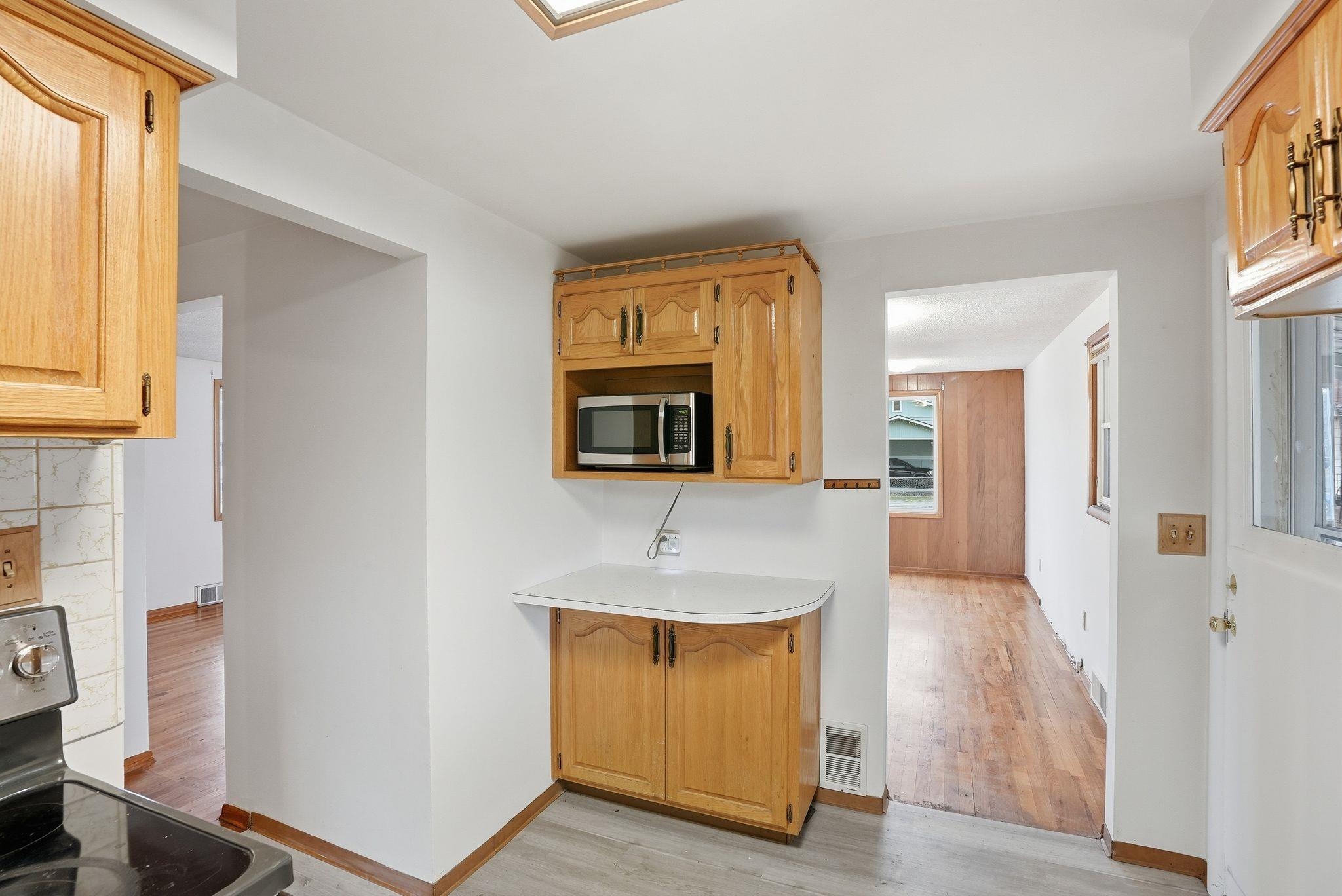 2520 N Bradley Rd - Photo 7