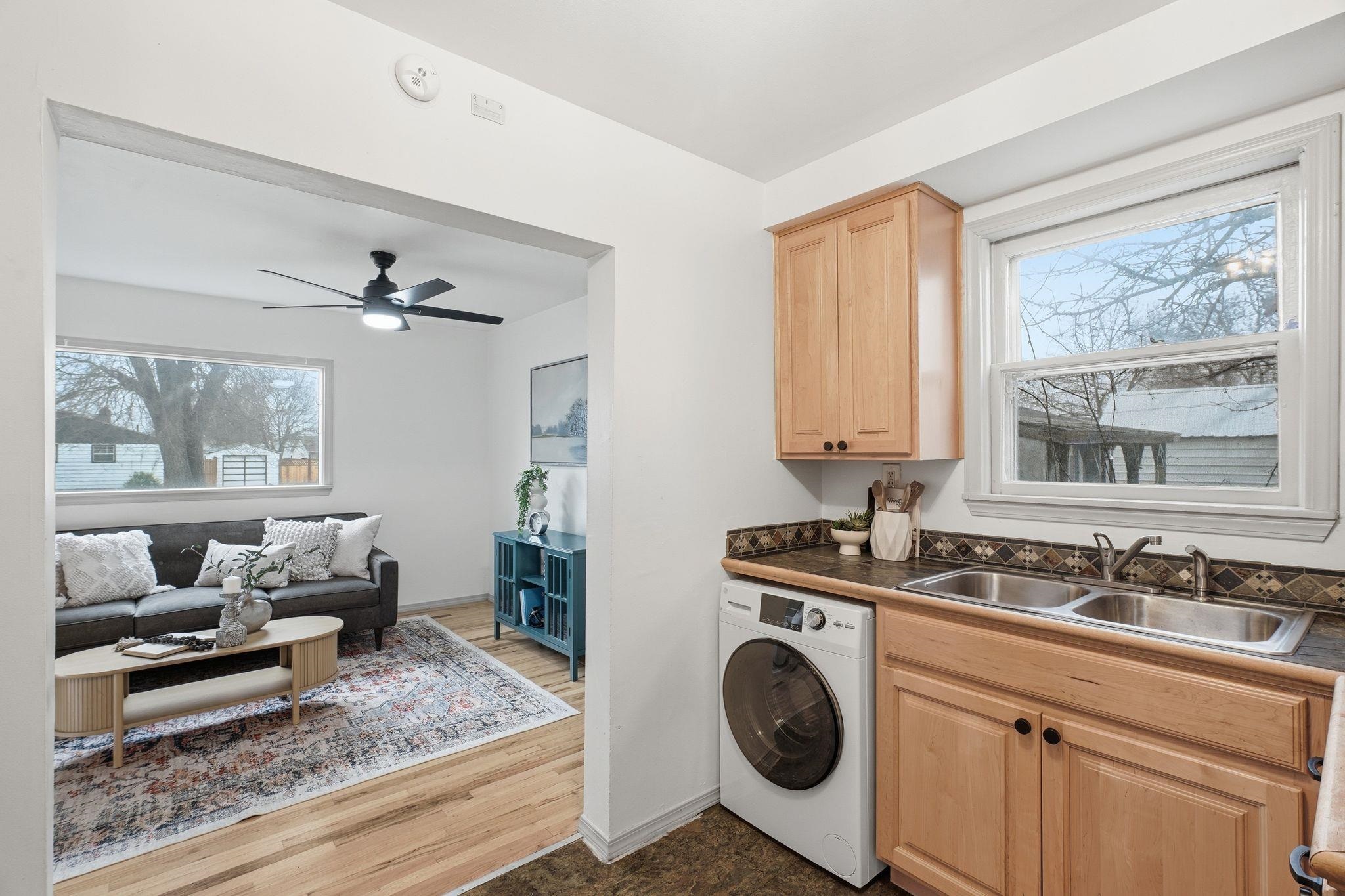 1602 E Central Ave - Photo 11