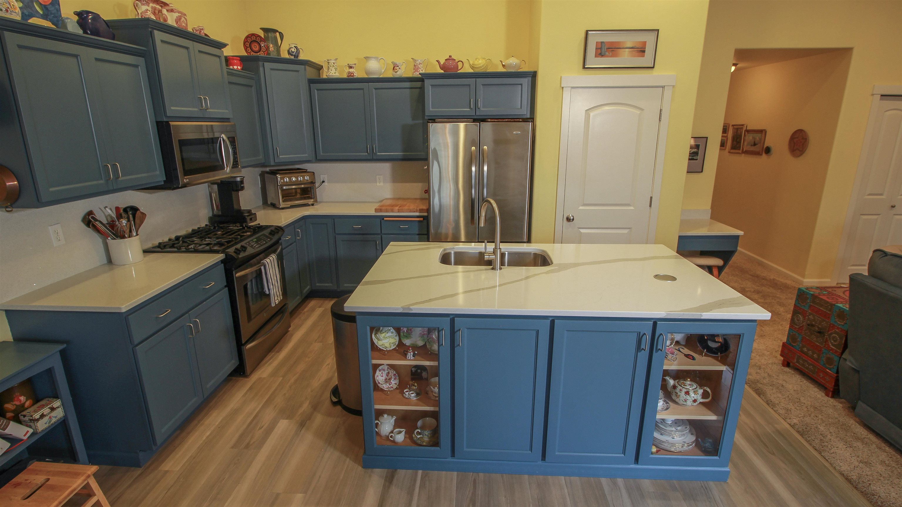 1803 E Vanetta Ave - Photo 2