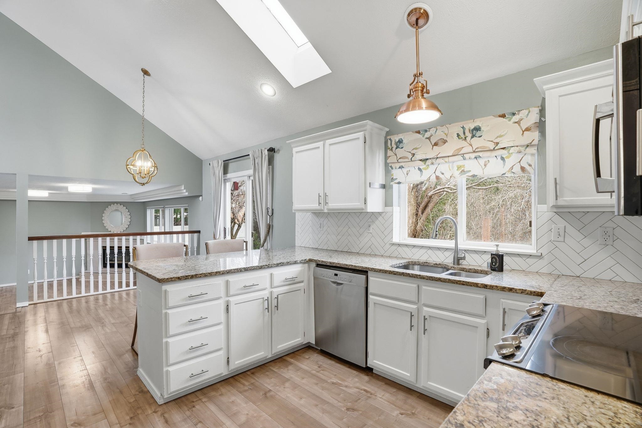 15718 E 21st Ct - Photo 11
