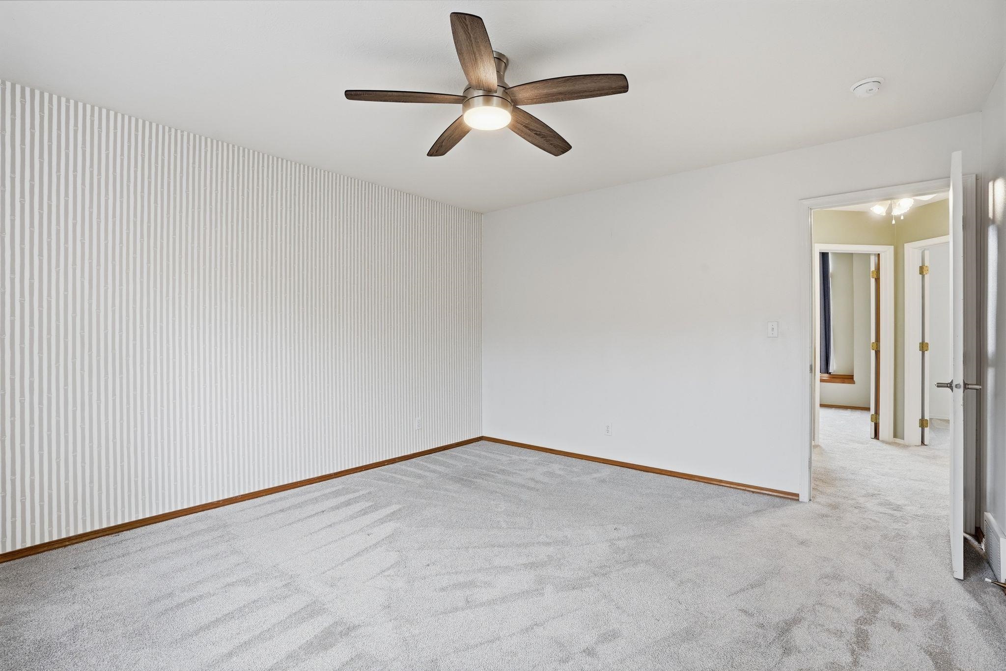 15718 E 21st Ct - Photo 25