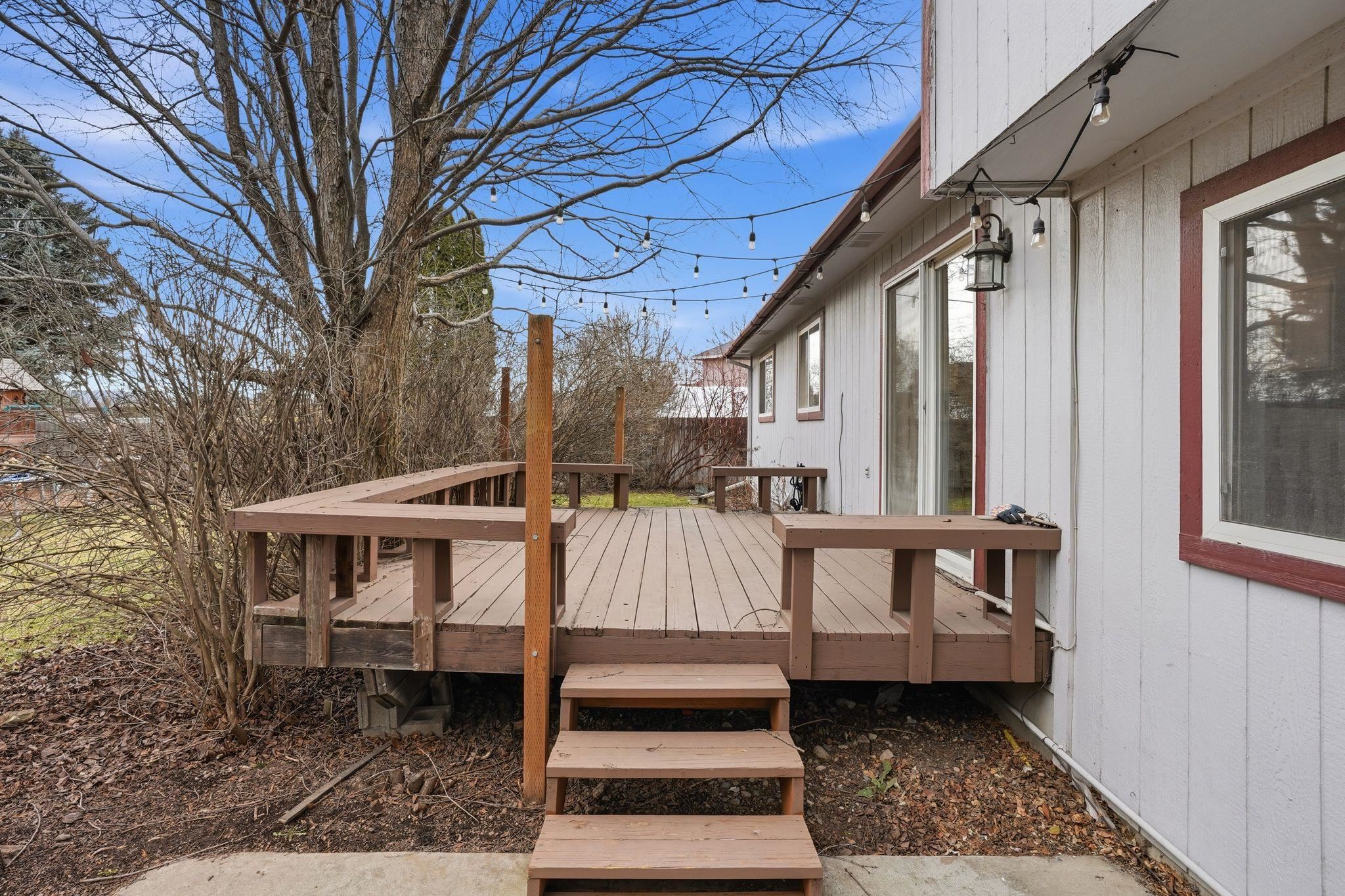 15718 E 21st Ct - Photo 39