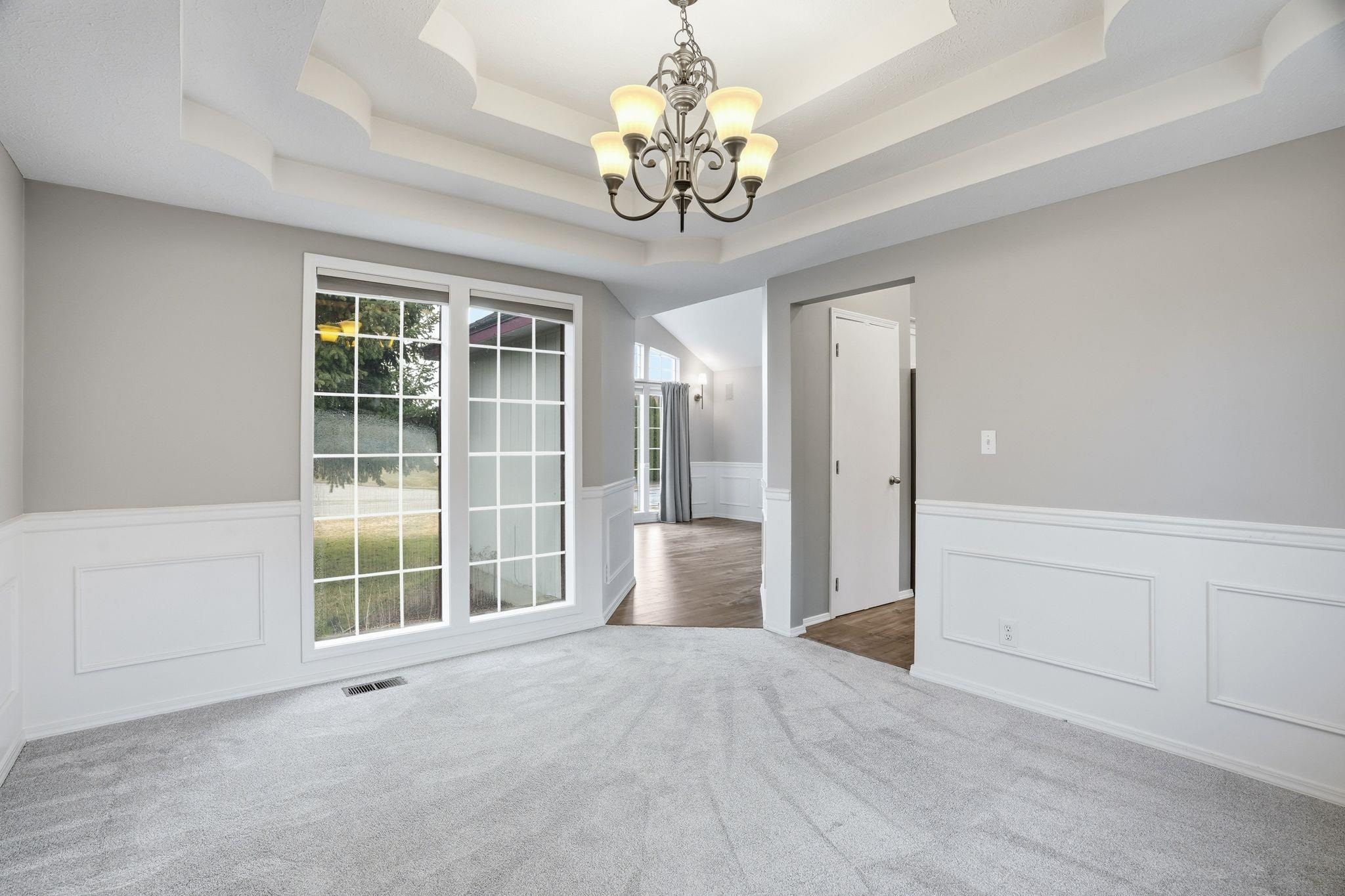 15718 E 21st Ct - Photo 10