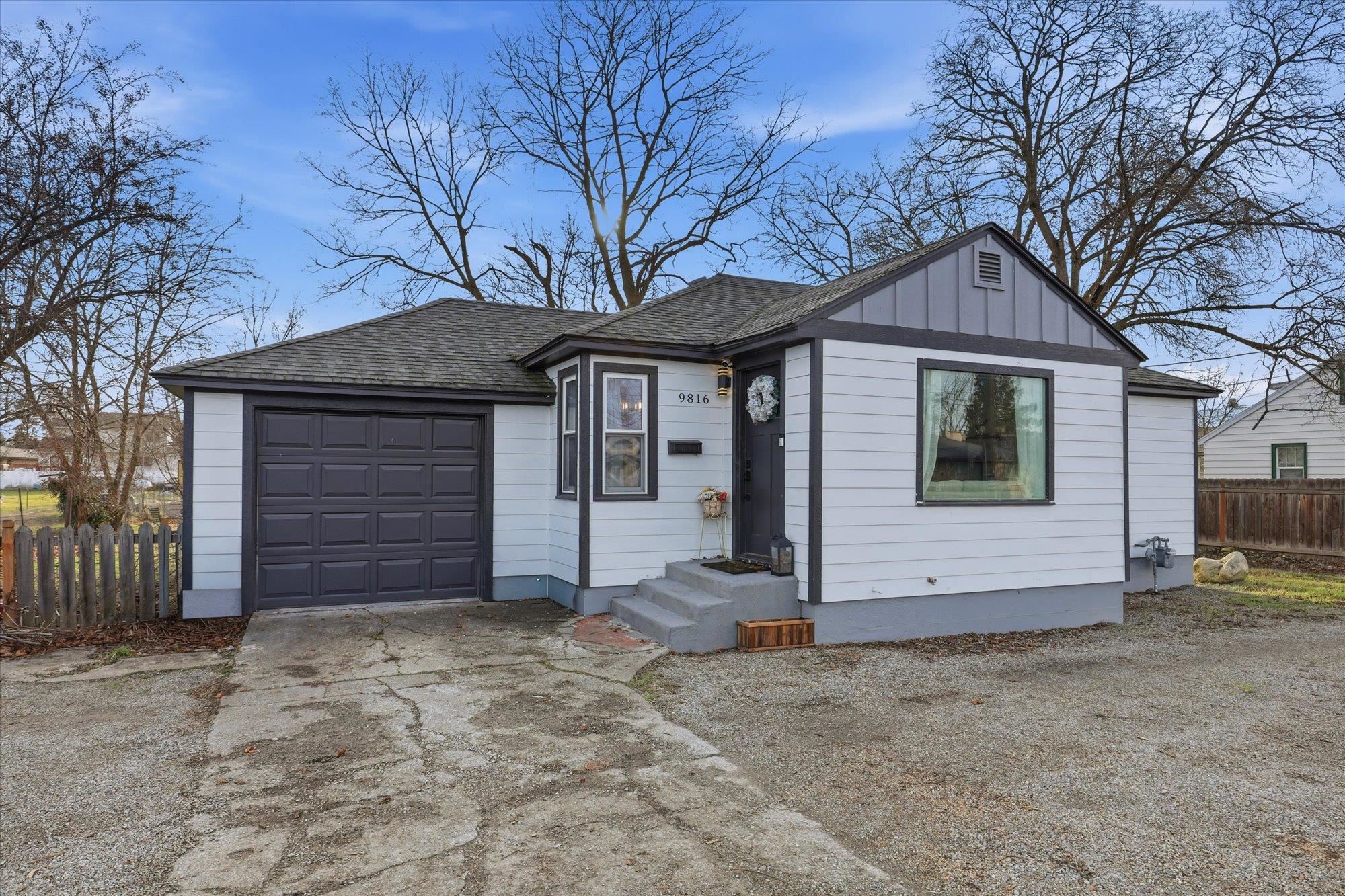9816 E Broadway Ave - Photo 1