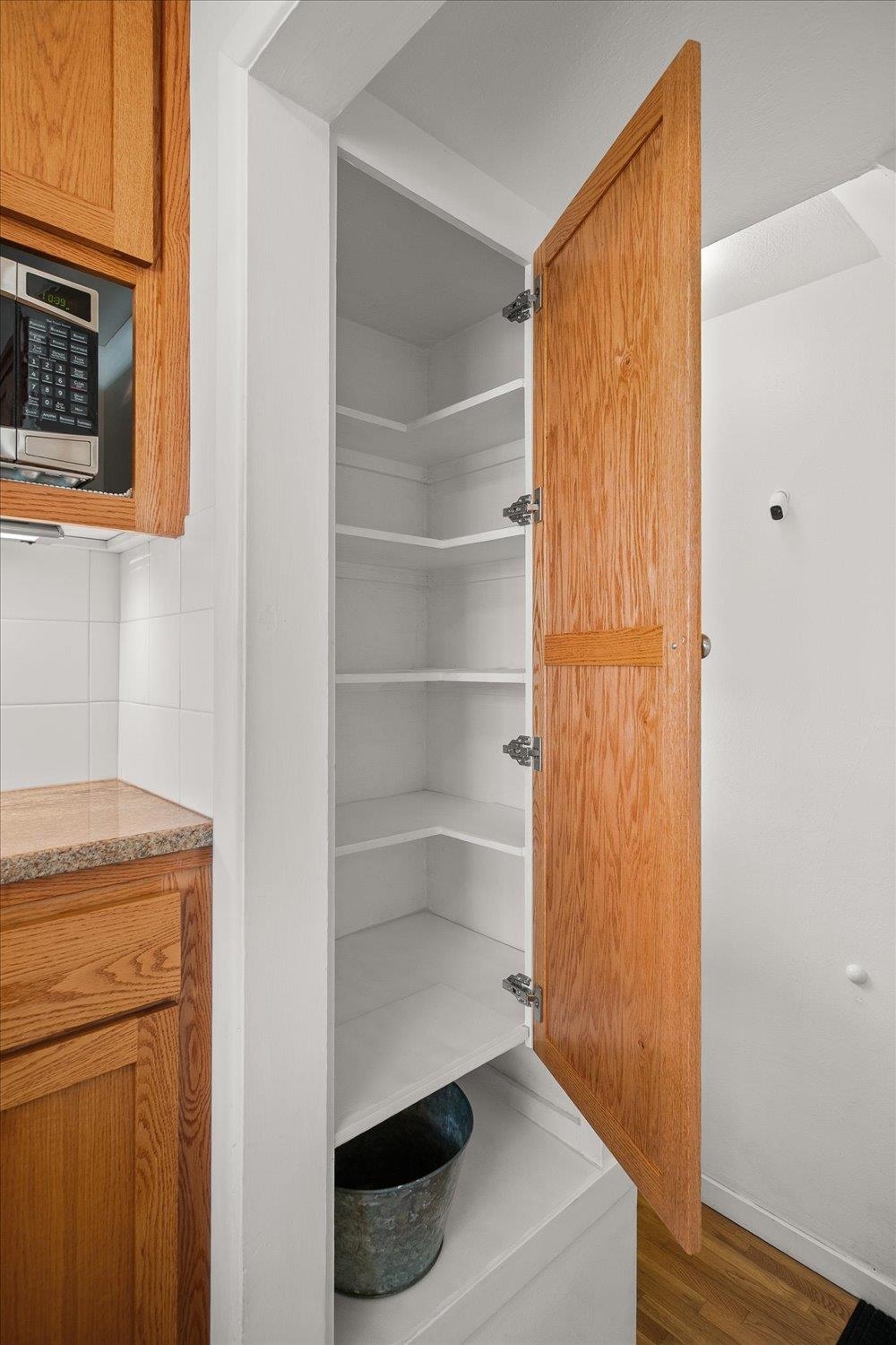 2810 W Fairview Ave - Photo 11