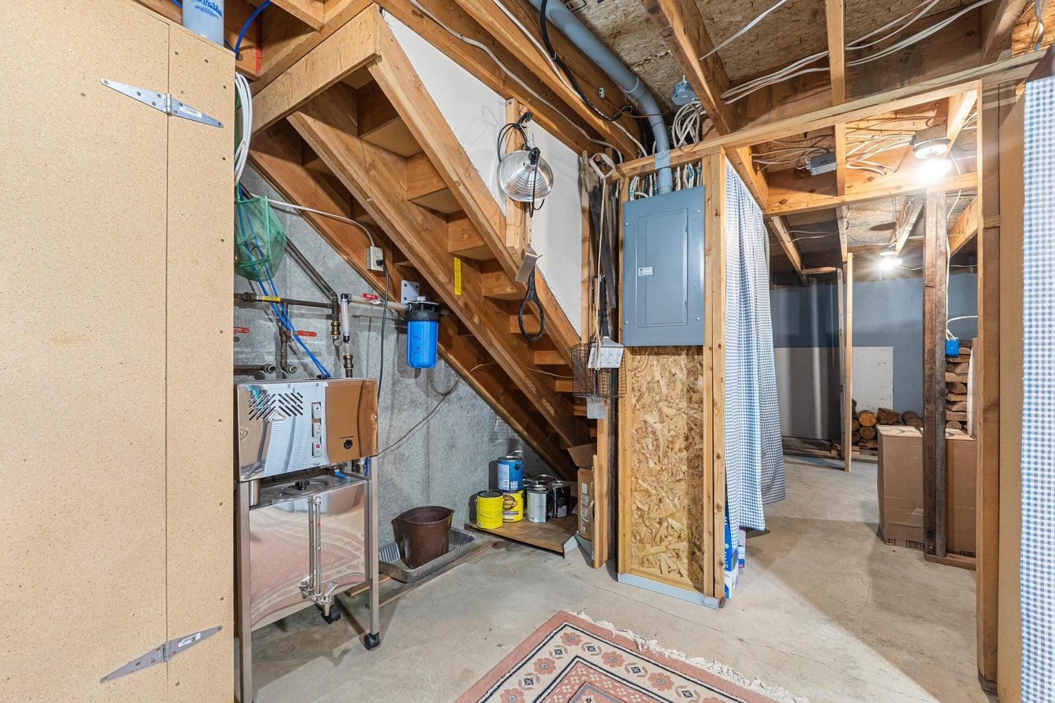 1114 N Stohr Rd - Photo 29