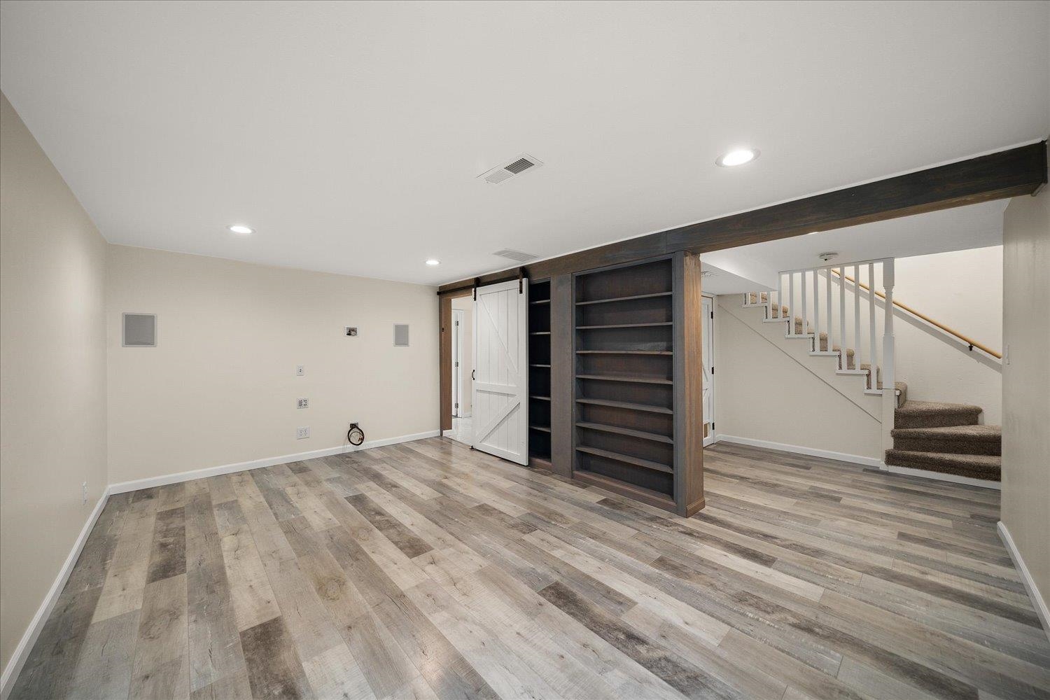 6004 N Douglas Dr - Photo 11
