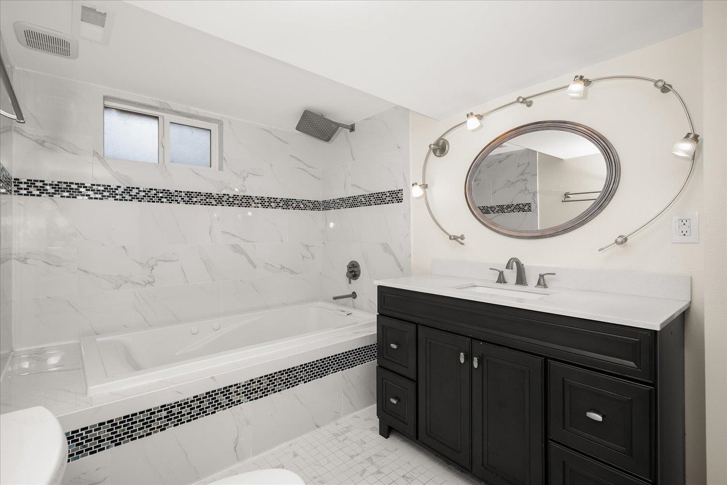 6004 N Douglas Dr - Photo 15
