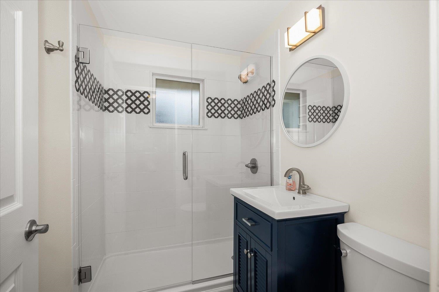 6004 N Douglas Dr - Photo 9