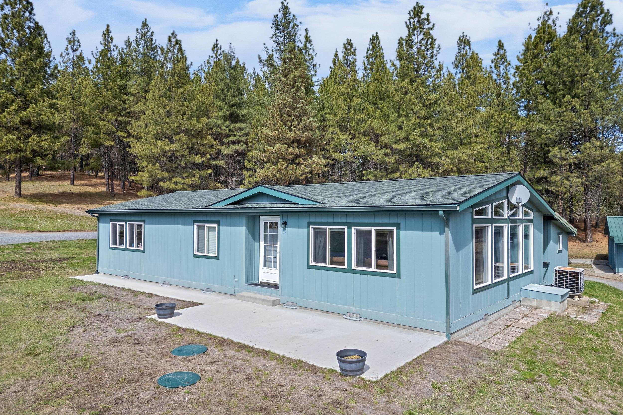 1076 Starvation Lake Rd - Photo 36