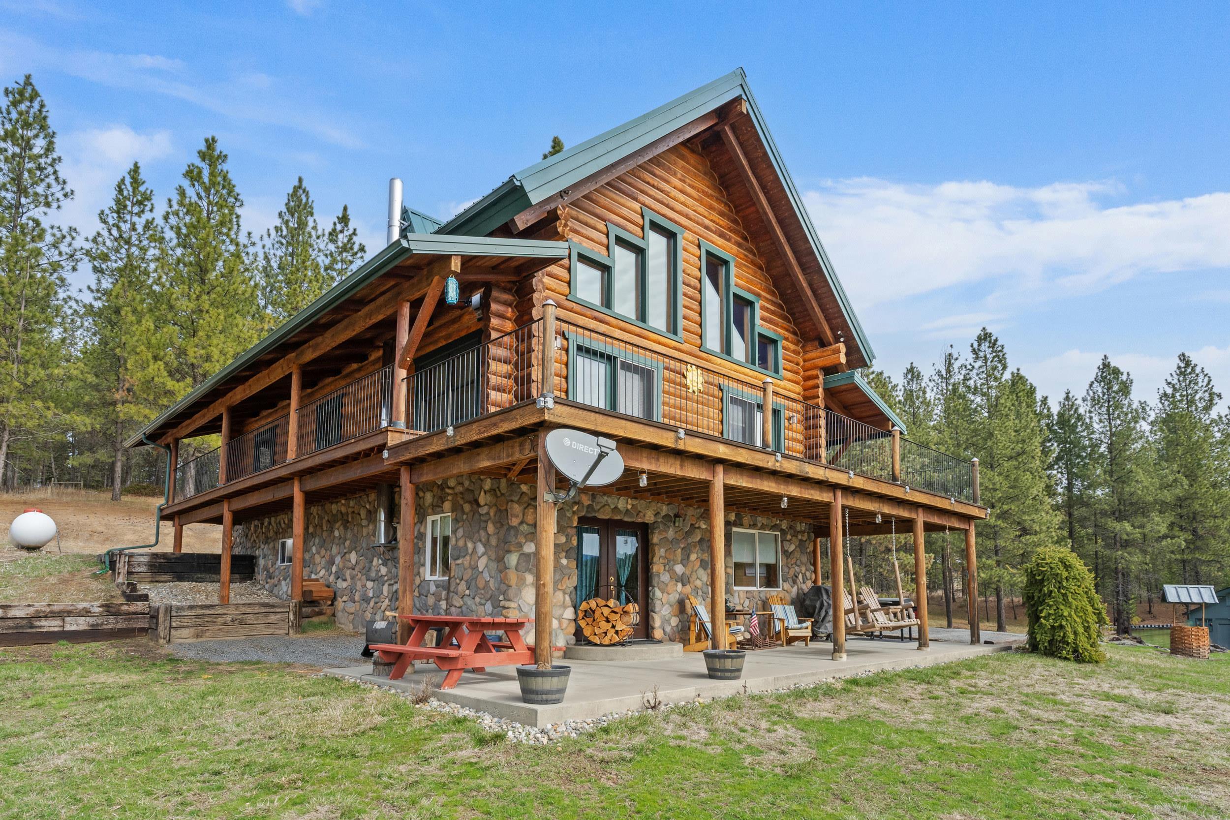 1076 Starvation Lake Rd - Photo 10