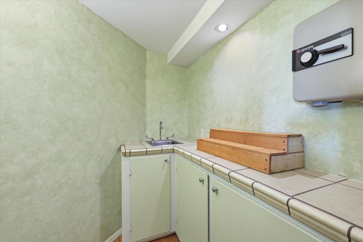 5320 W Woodview Ct - Photo 23