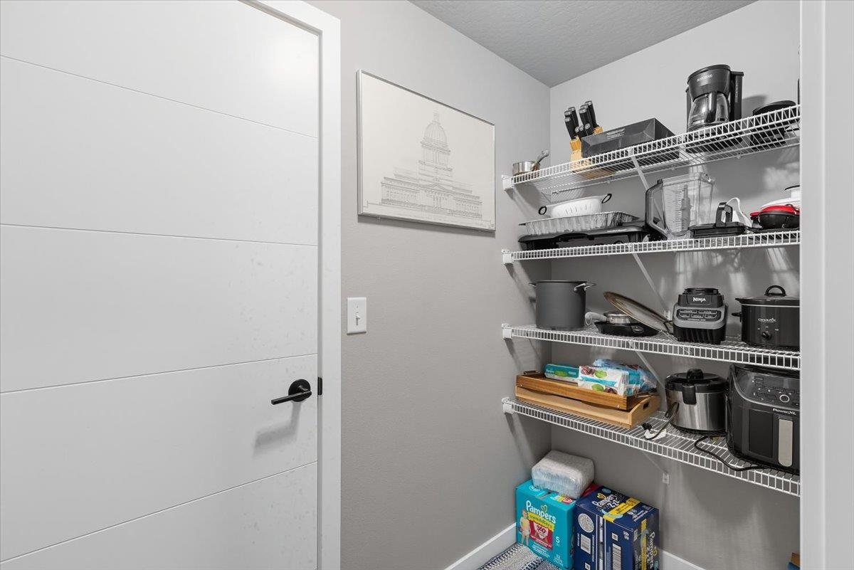 24673 E Blue Ridge Ave - Photo 18