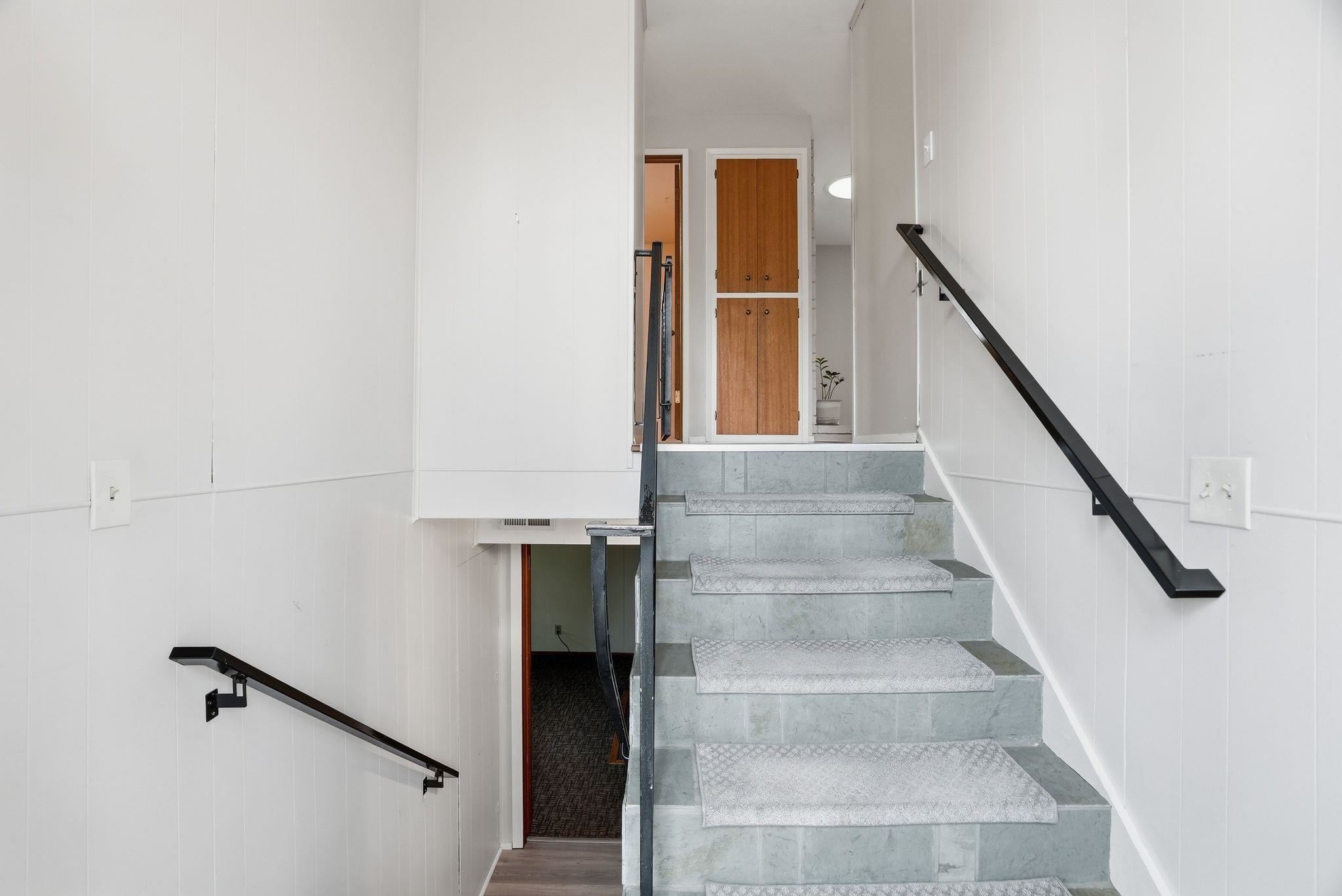 2614 E 39th Ave - Photo 5