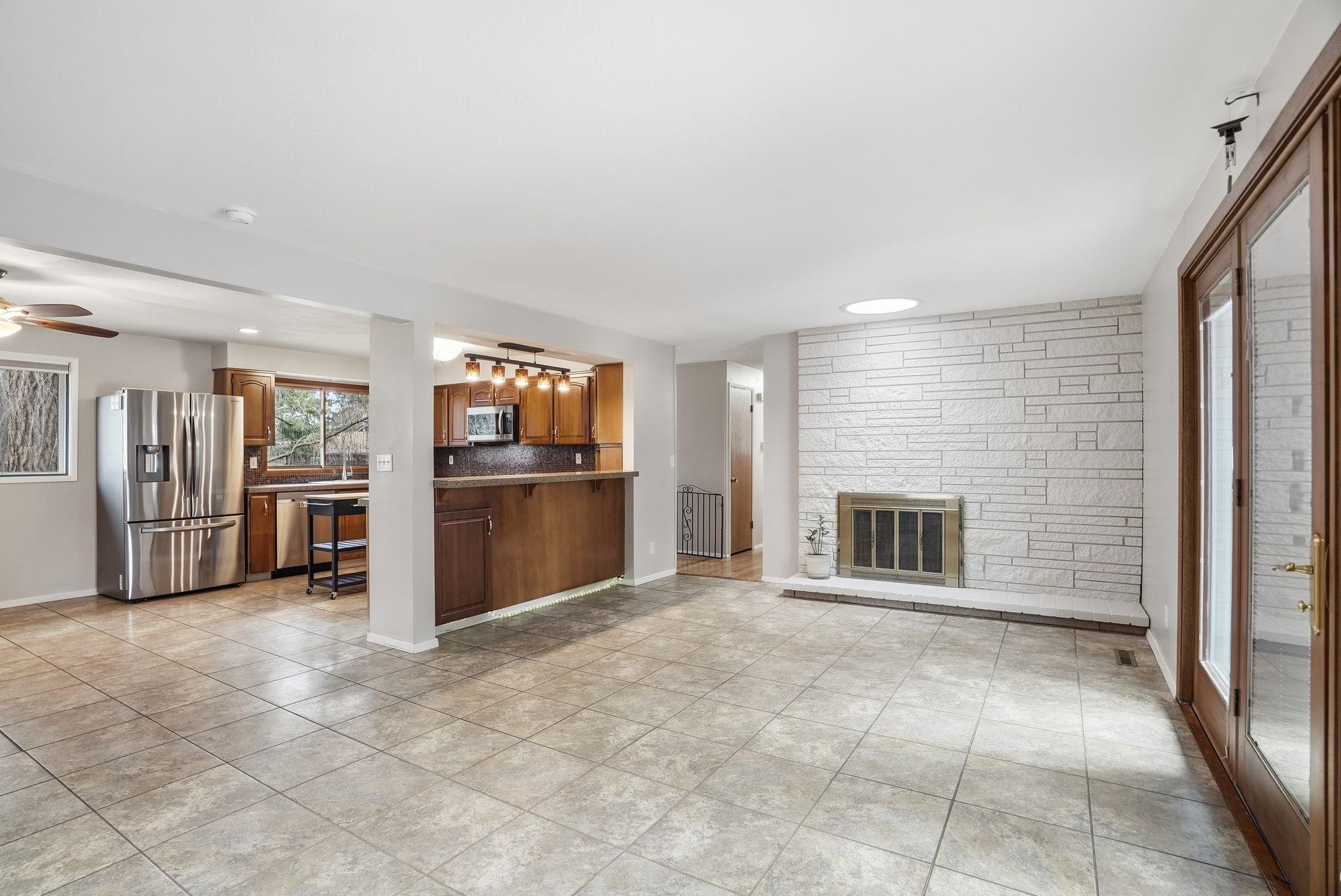 2614 E 39th Ave - Photo 10