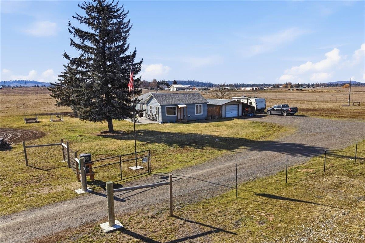 6024 S Craig Rd - Photo 1