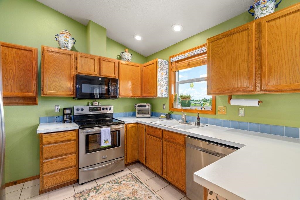 23823 E Garland Ave - Photo 15