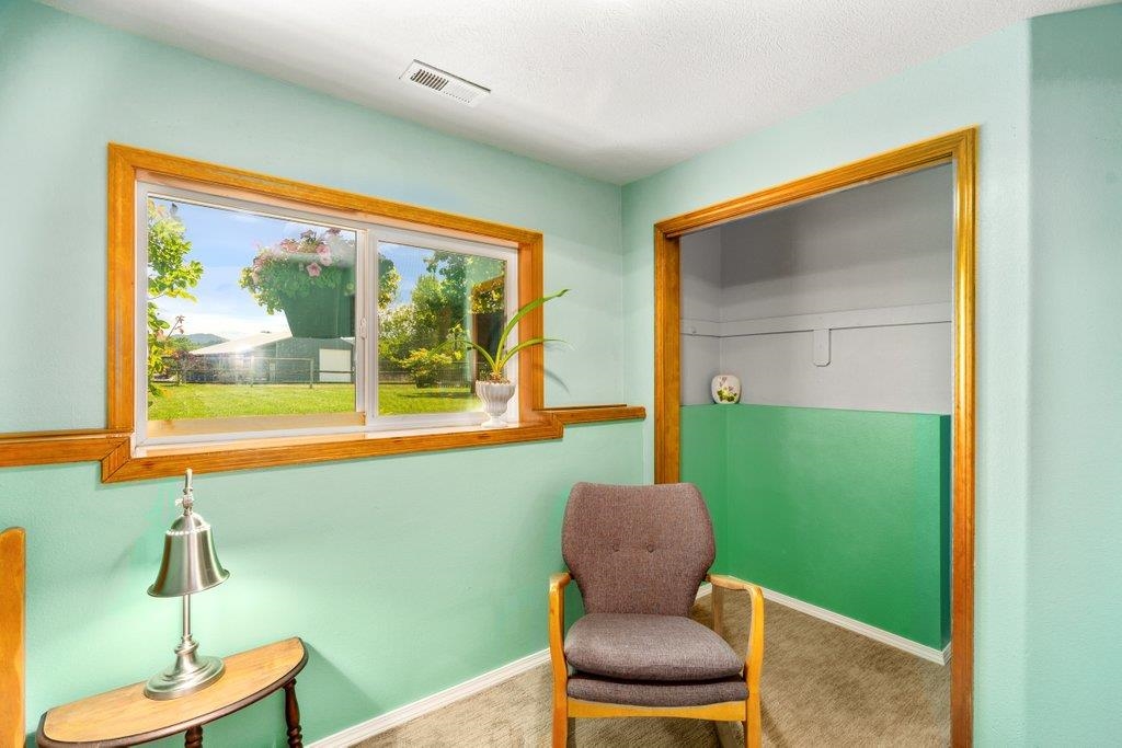 23823 E Garland Ave - Photo 28