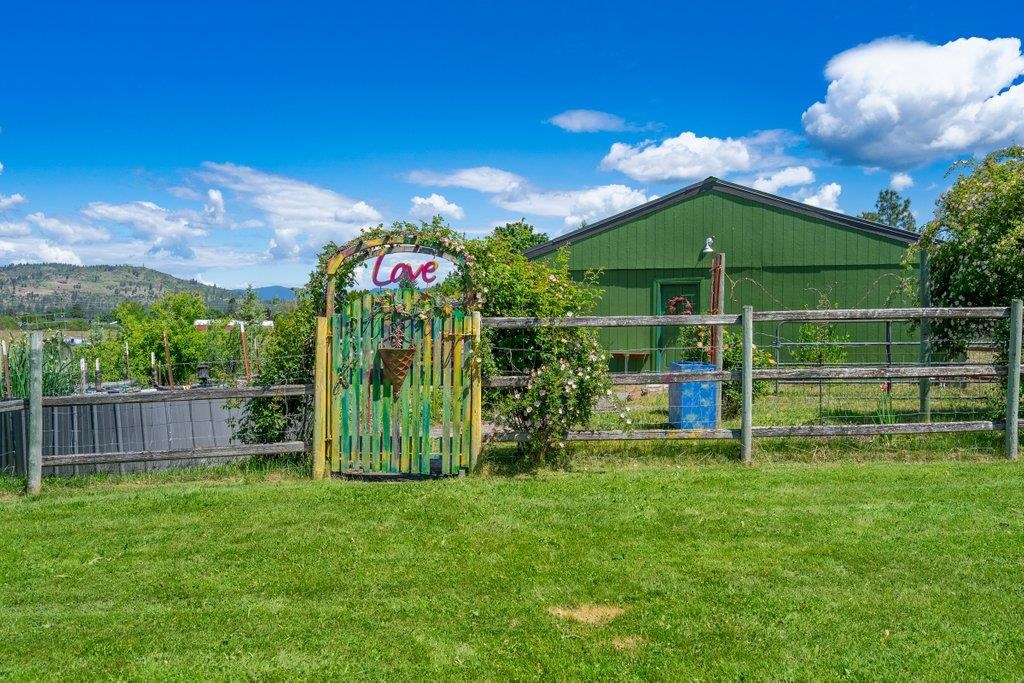 23823 E Garland Ave - Photo 37