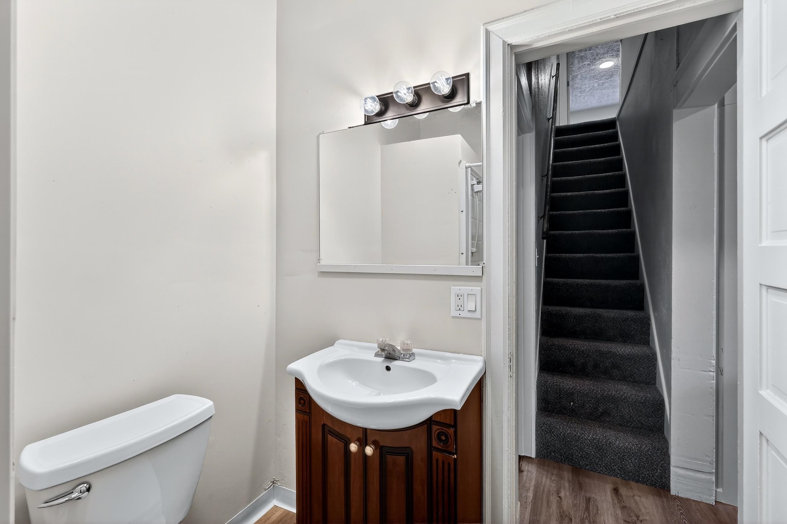 2311 E Sanson Ave - Photo 22
