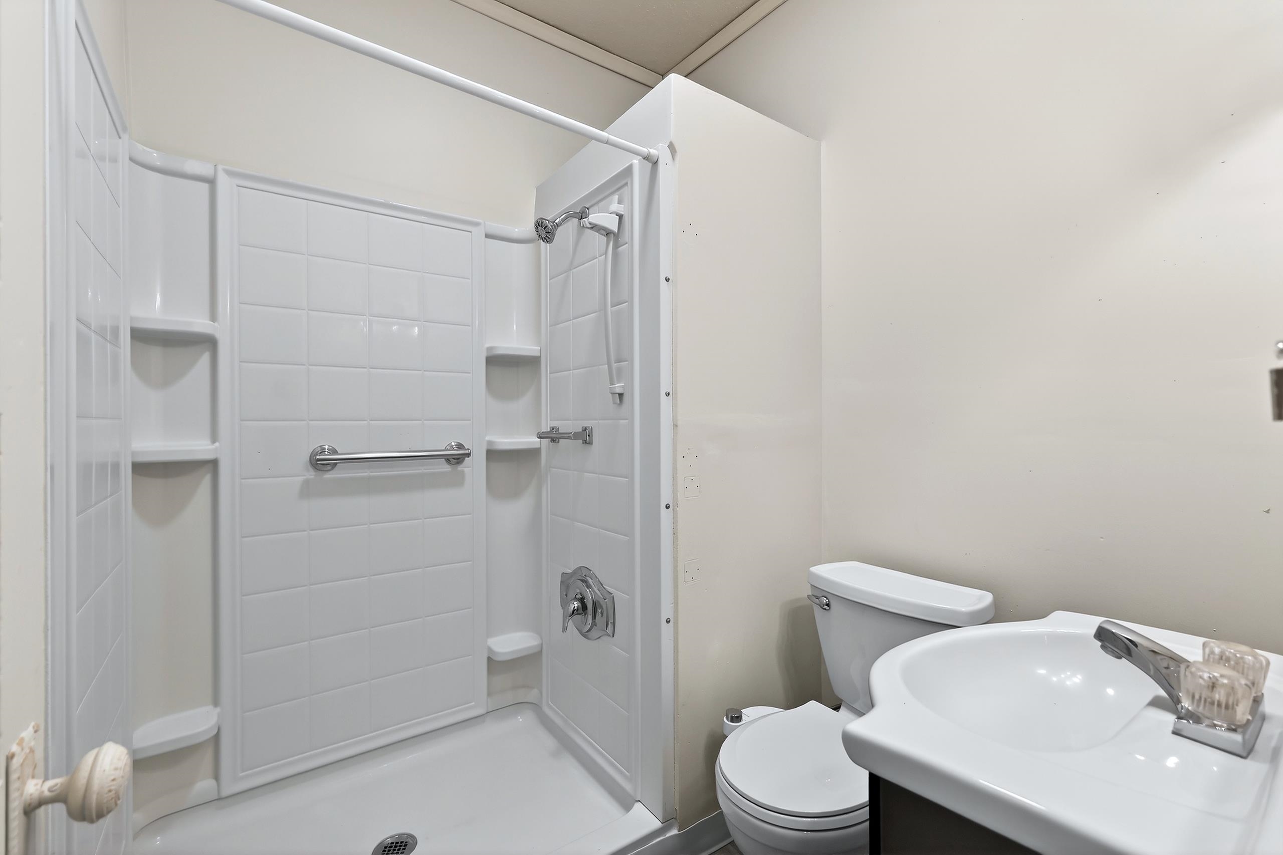 2311 E Sanson Ave - Photo 5