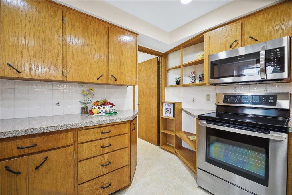 619 W Tieton St - Photo 13