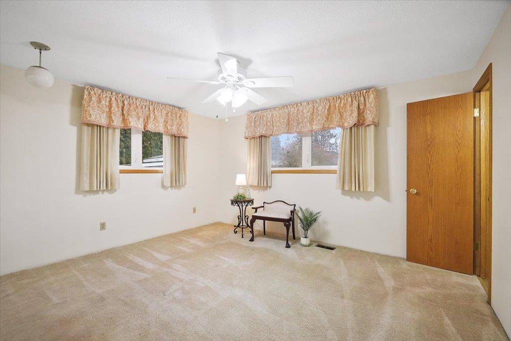 619 W Tieton St - Photo 14