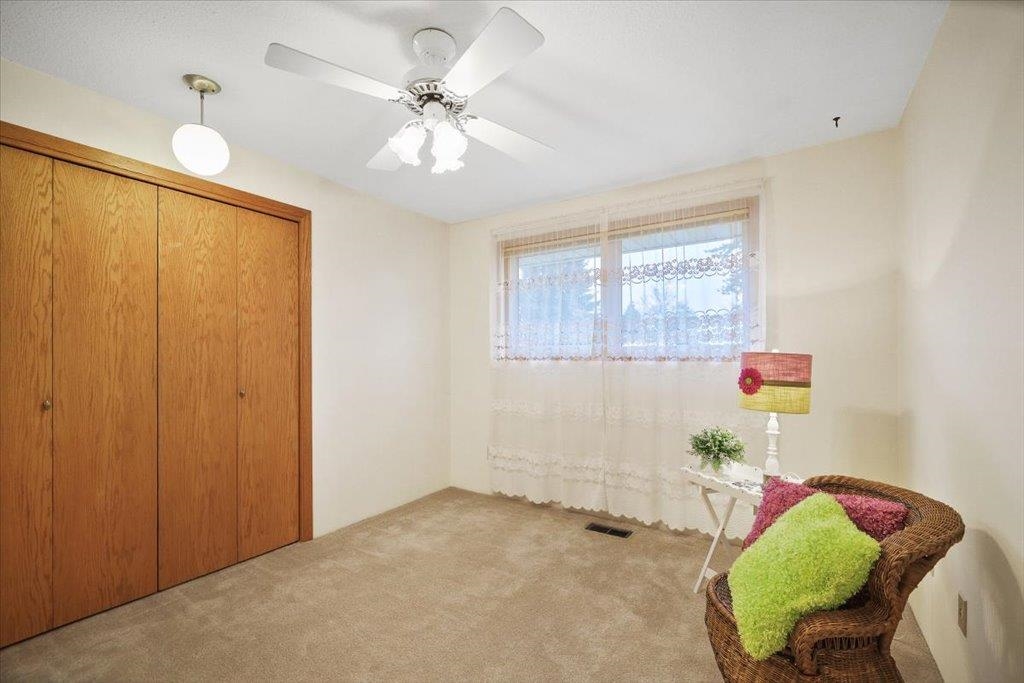 619 W Tieton St - Photo 19