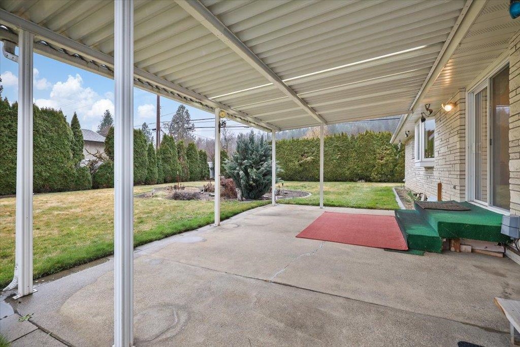 619 W Tieton St - Photo 27