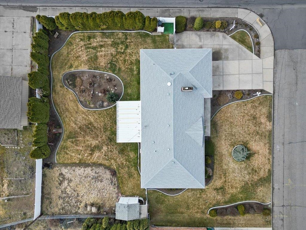 619 W Tieton St - Photo 33