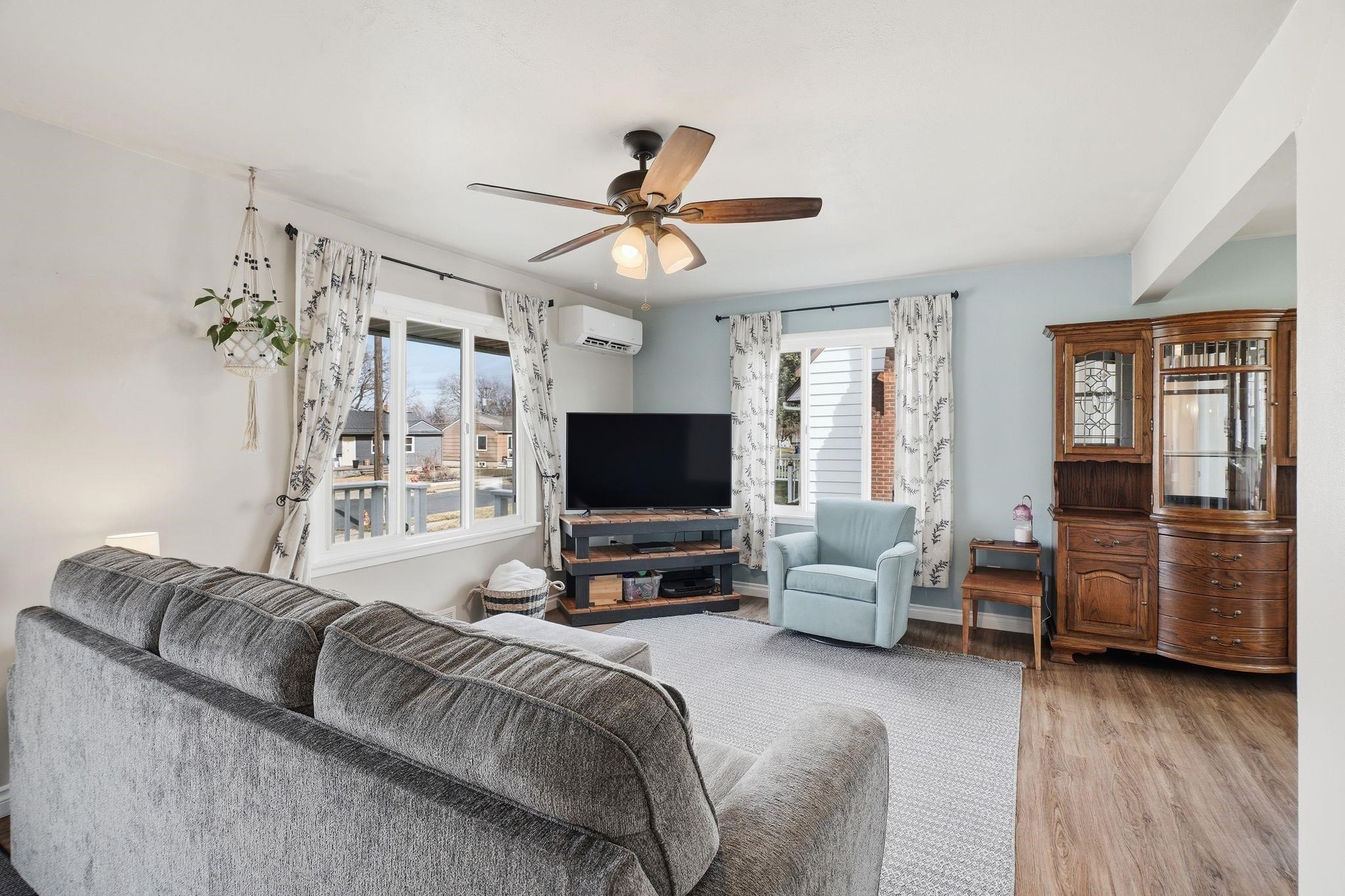 3304 E 21st Ave - Photo 5