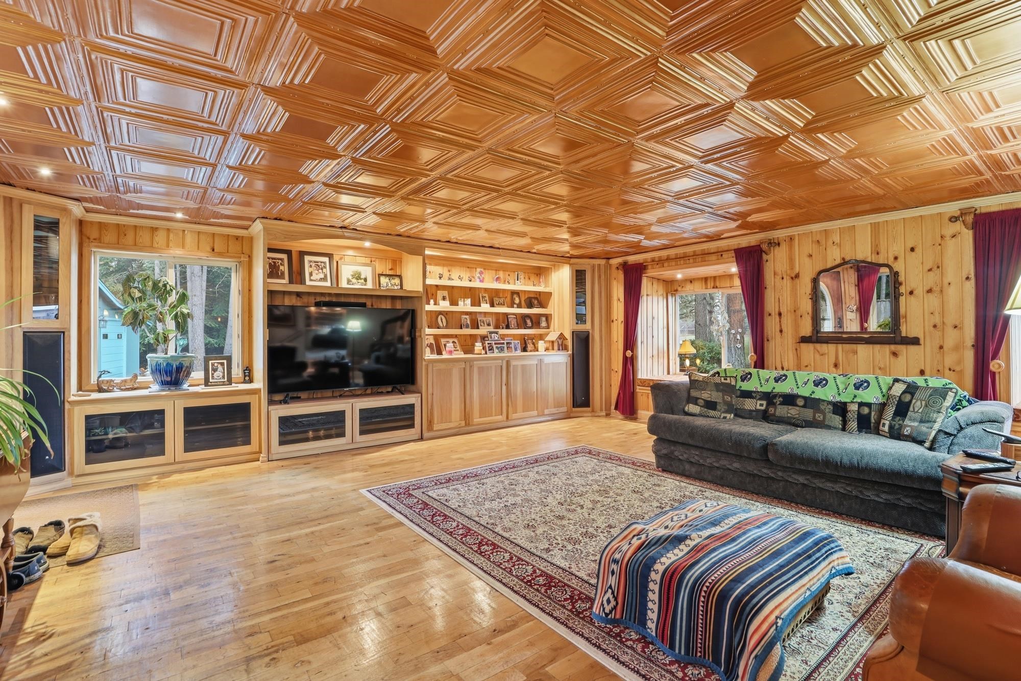 4851 Whittier Rd - Photo 2