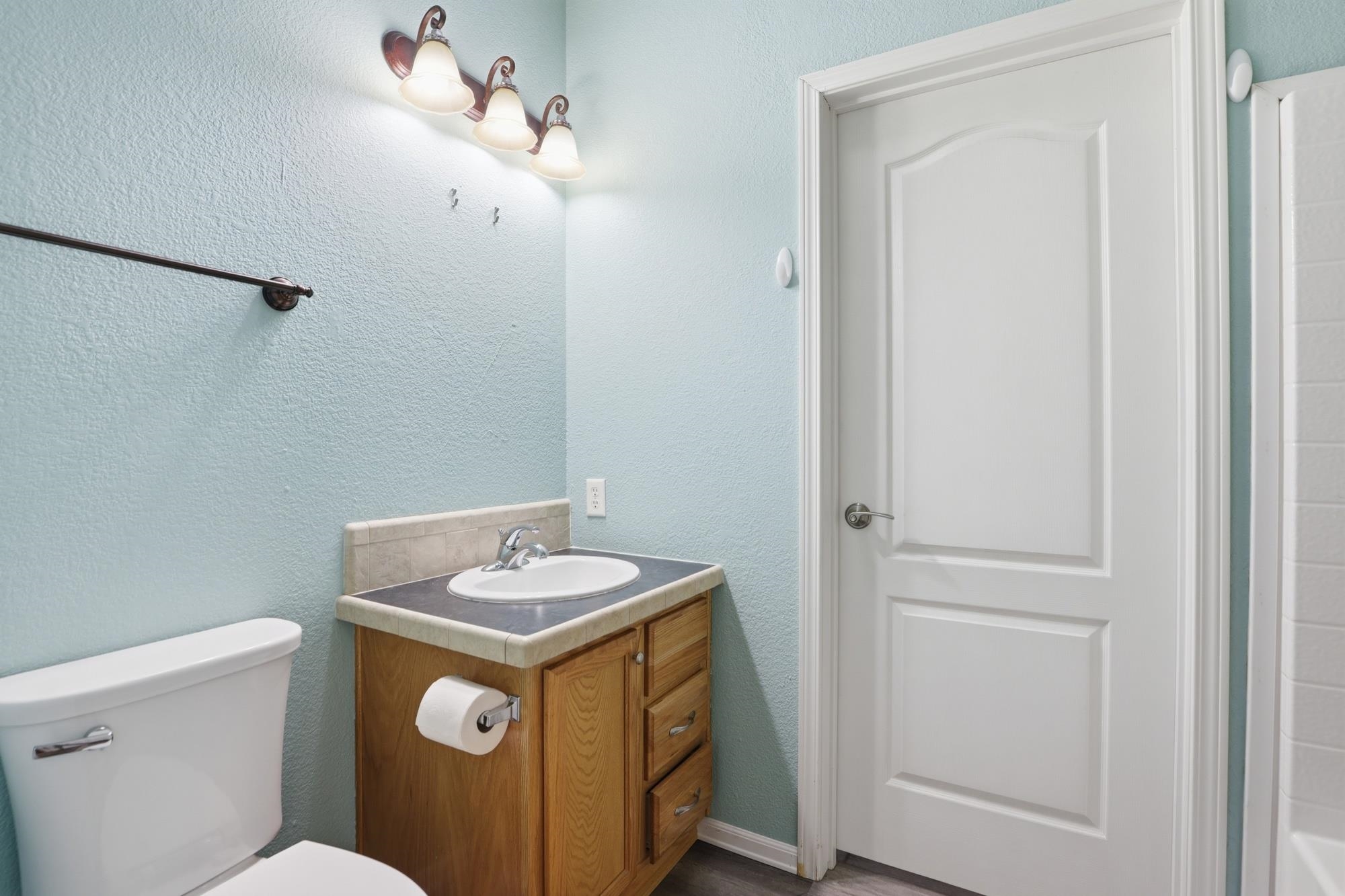 11303 E Jackson Ave - Photo 18
