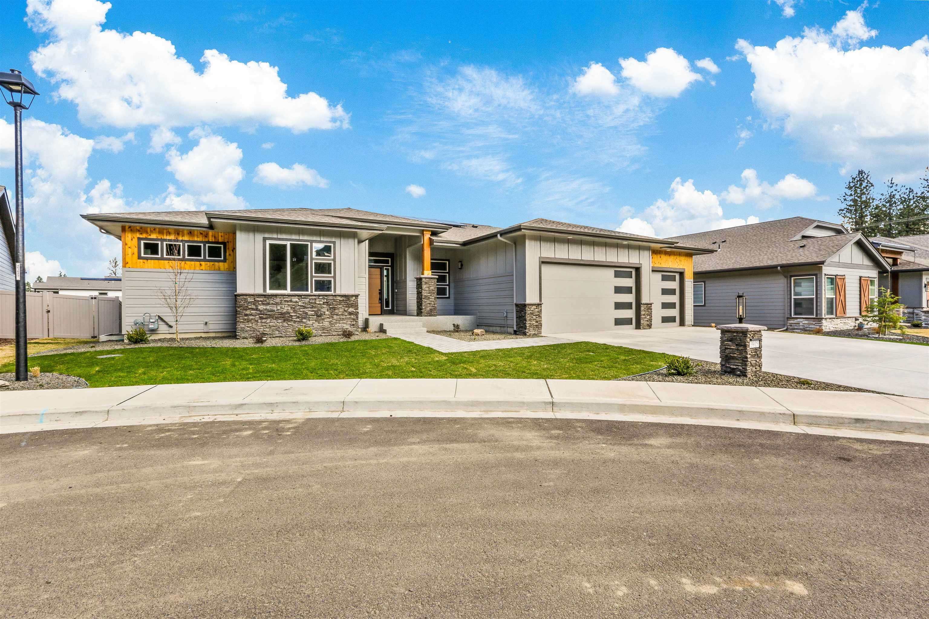 3915 S Glendora Dr - Photo 2
