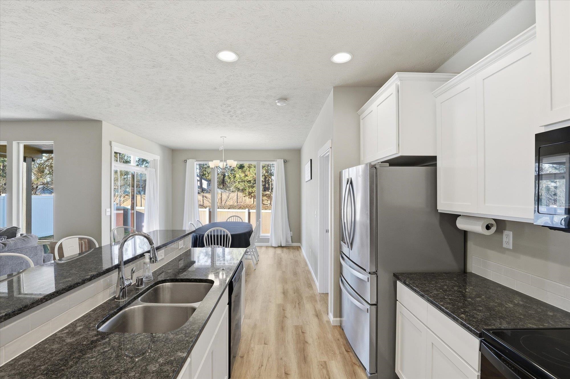 16721 N Dakota Ln - Photo 11