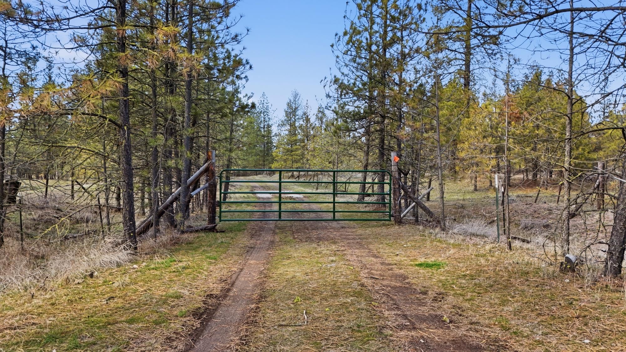 11300 S Stangland Rd - Photo 13