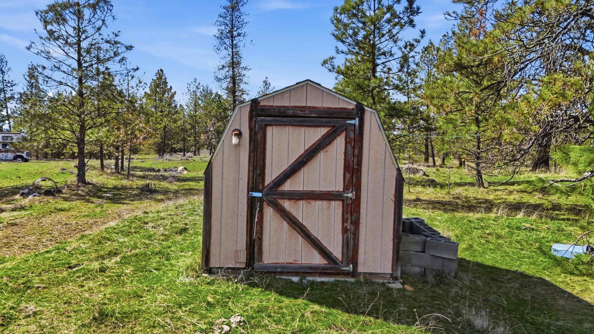 11300 S Stangland Rd - Photo 6