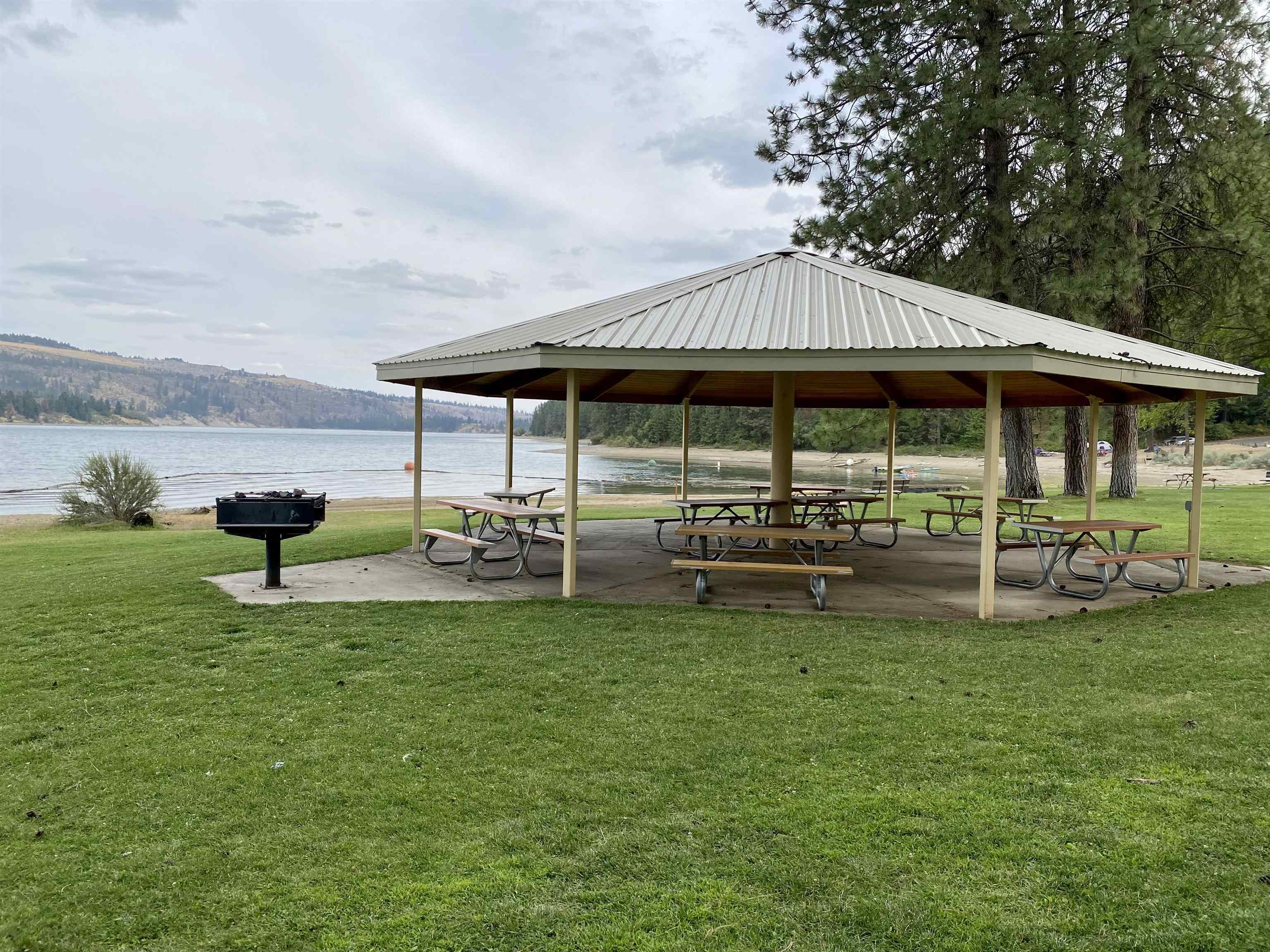 42078 N Porcupine Bay Rd - Photo 50
