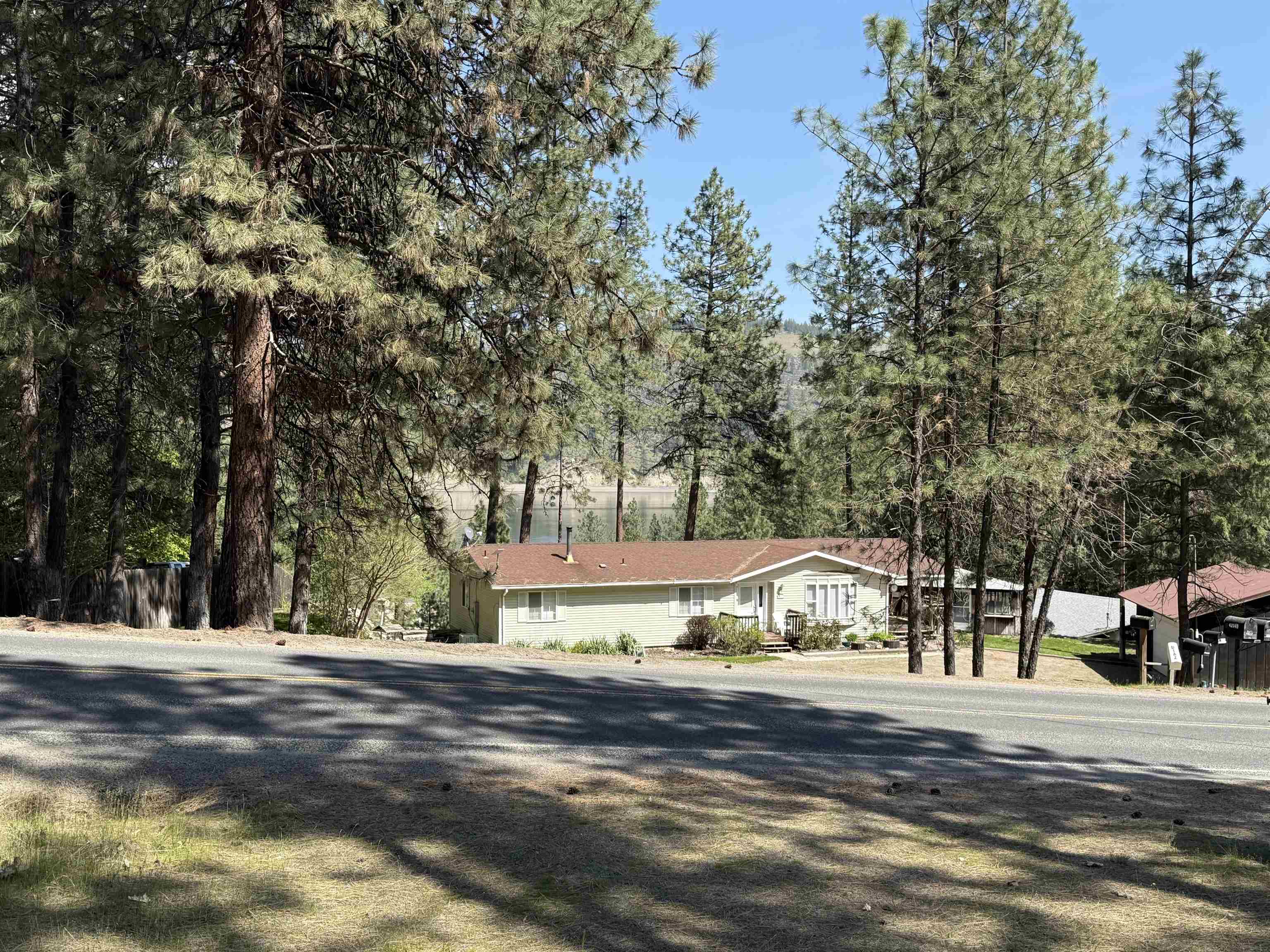 42078 N Porcupine Bay Rd - Photo 10