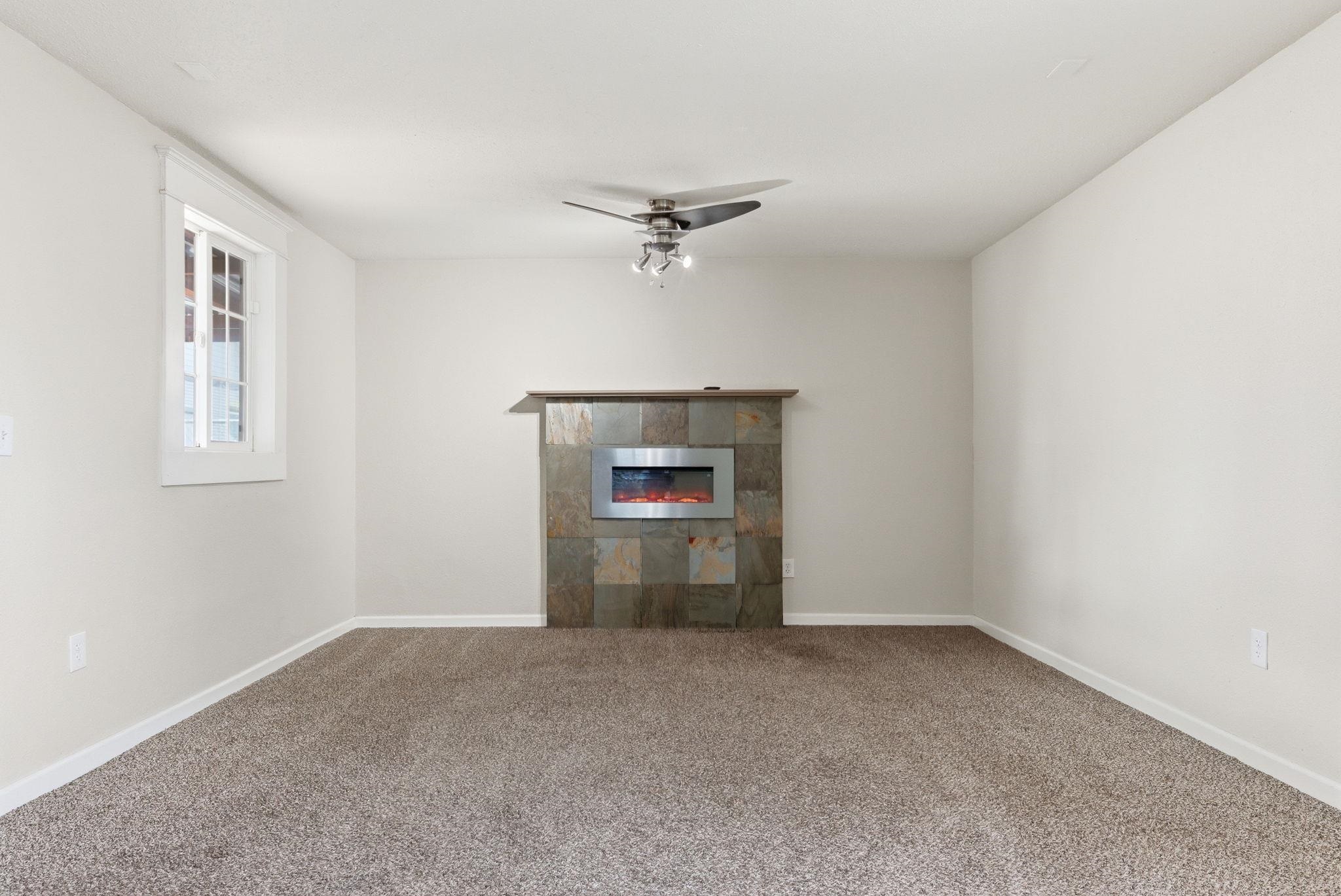 923 E WALTON Ave - Photo 4