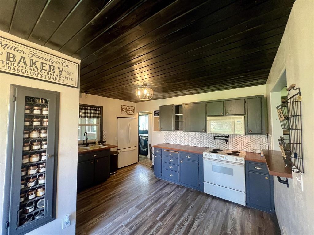 451 Sunset Rd - Photo 10