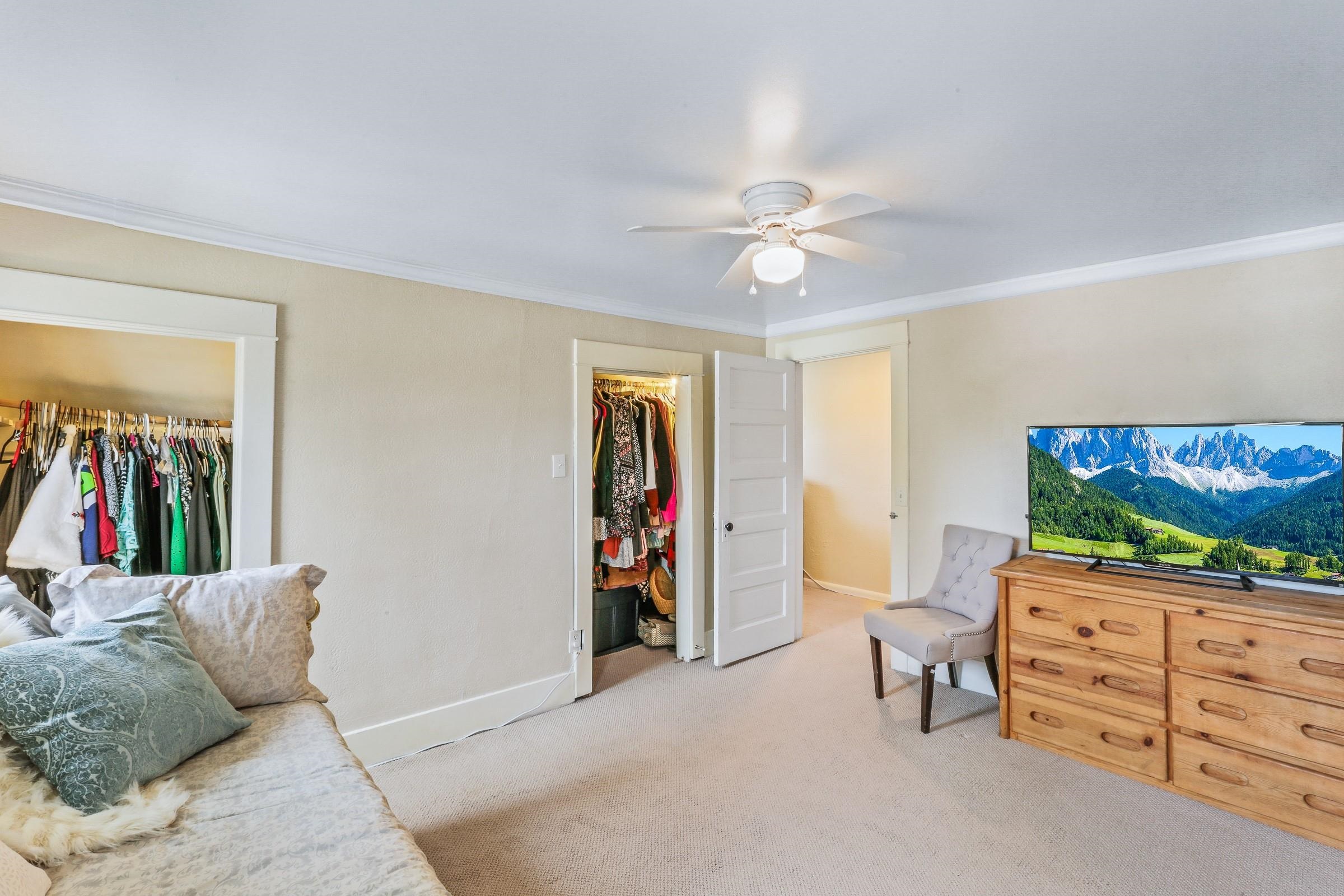 1028 E 38th Ave - Photo 21