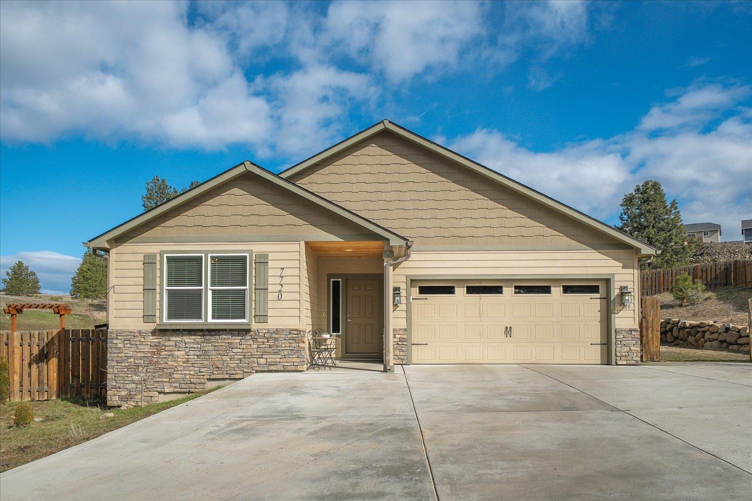 7720 N Austin Rd - Photo 1