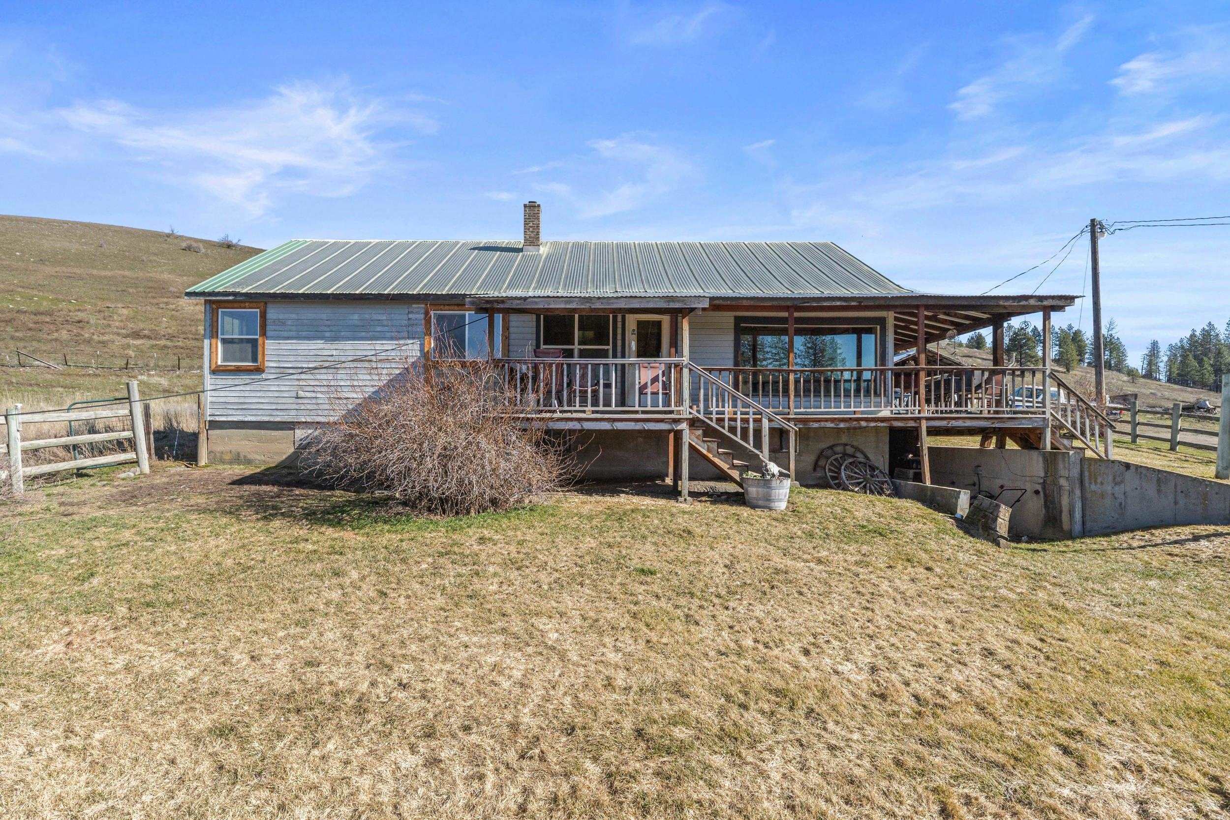 3031 Hall Creek Rd - Photo 4