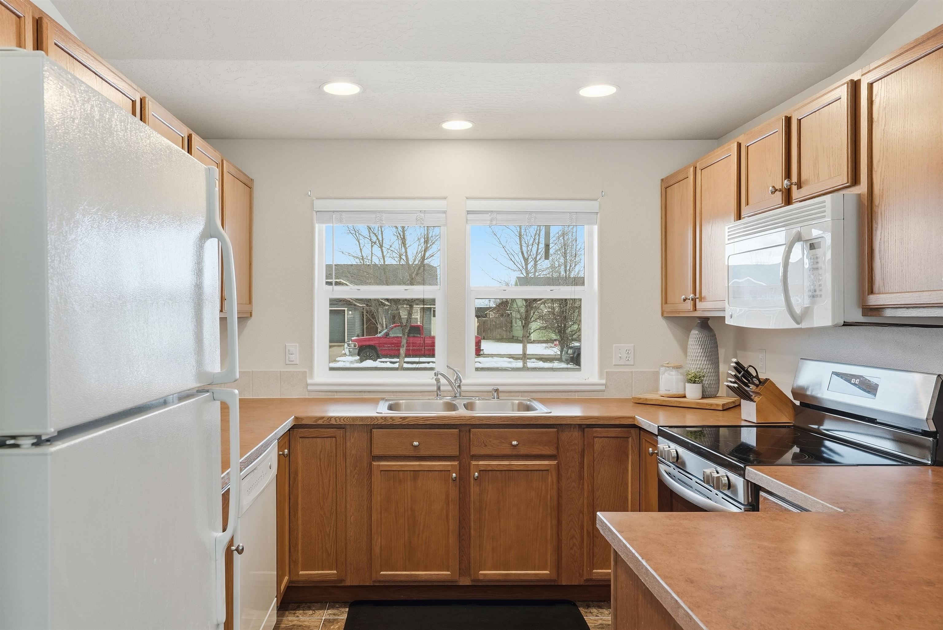 12411 W 2nd Ave - Photo 10