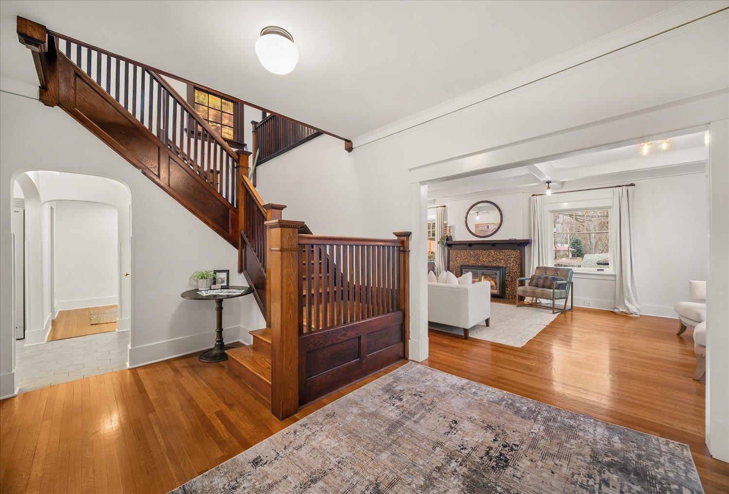 520 E 11th Ave - Photo 2