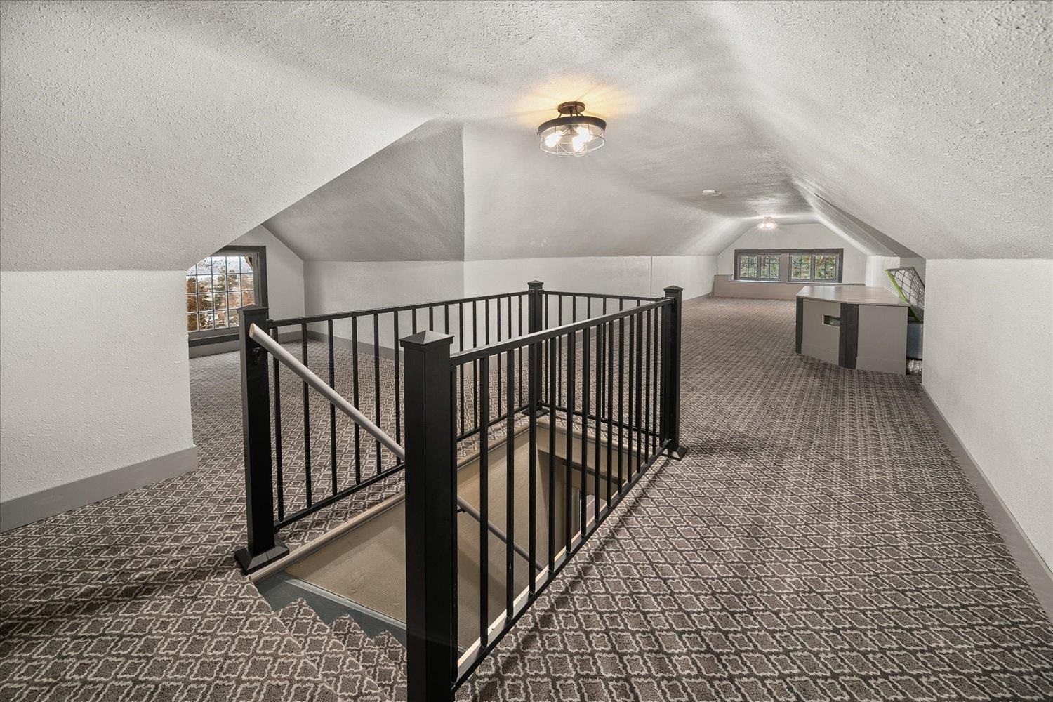 520 E 11th Ave - Photo 20