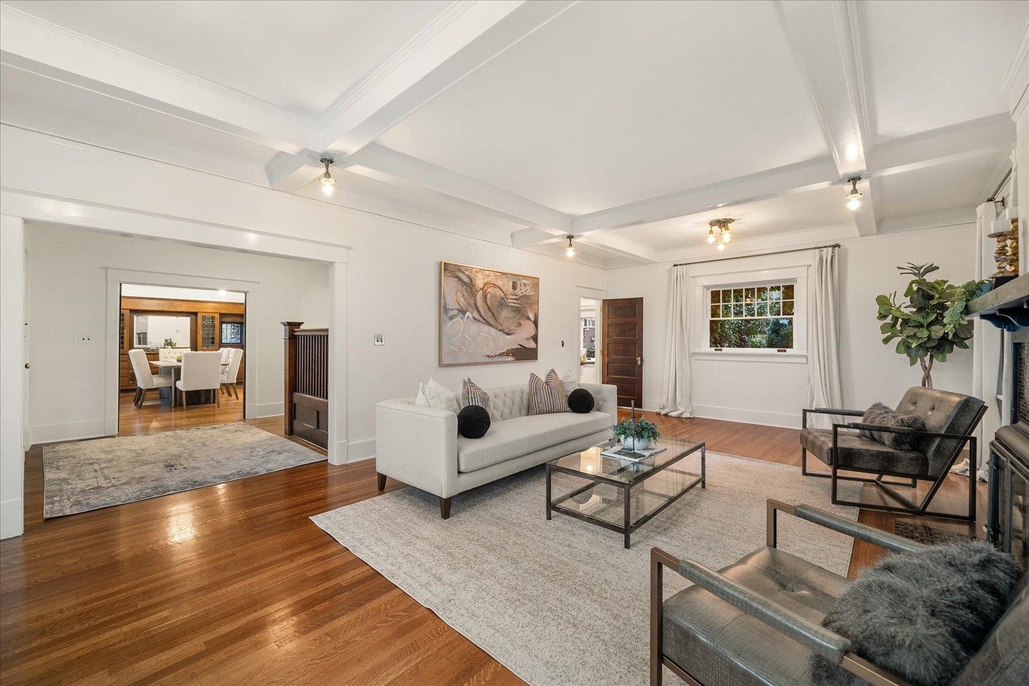 520 E 11th Ave - Photo 3