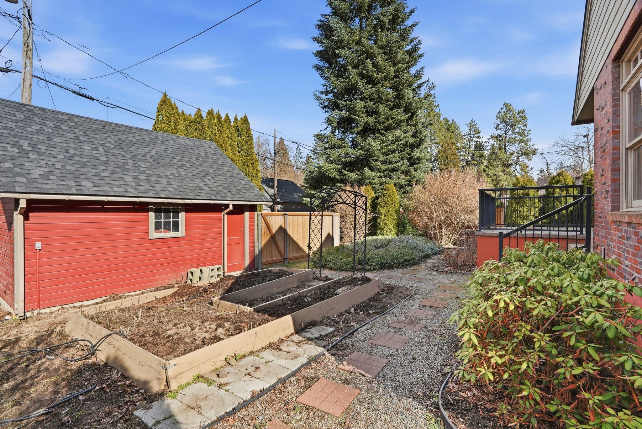 608 W 27th Ave - Photo 16